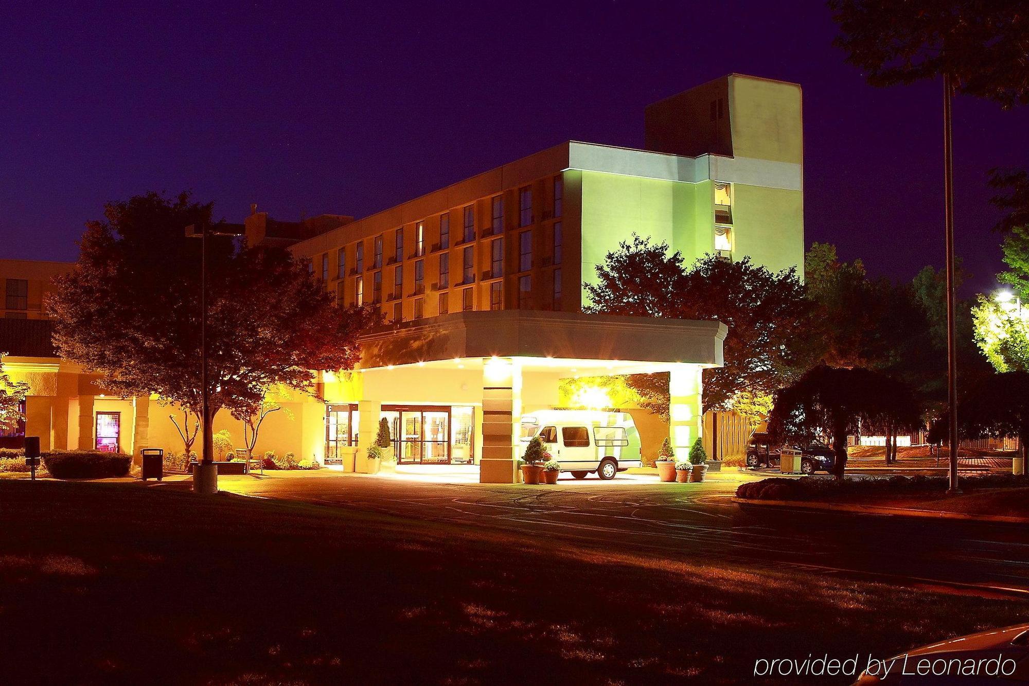 Magnuson Grand & Conference Center Somerset-Bridgewater Экстерьер фото