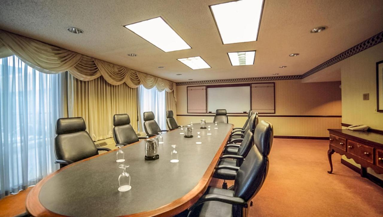 Magnuson Grand & Conference Center Somerset-Bridgewater Экстерьер фото